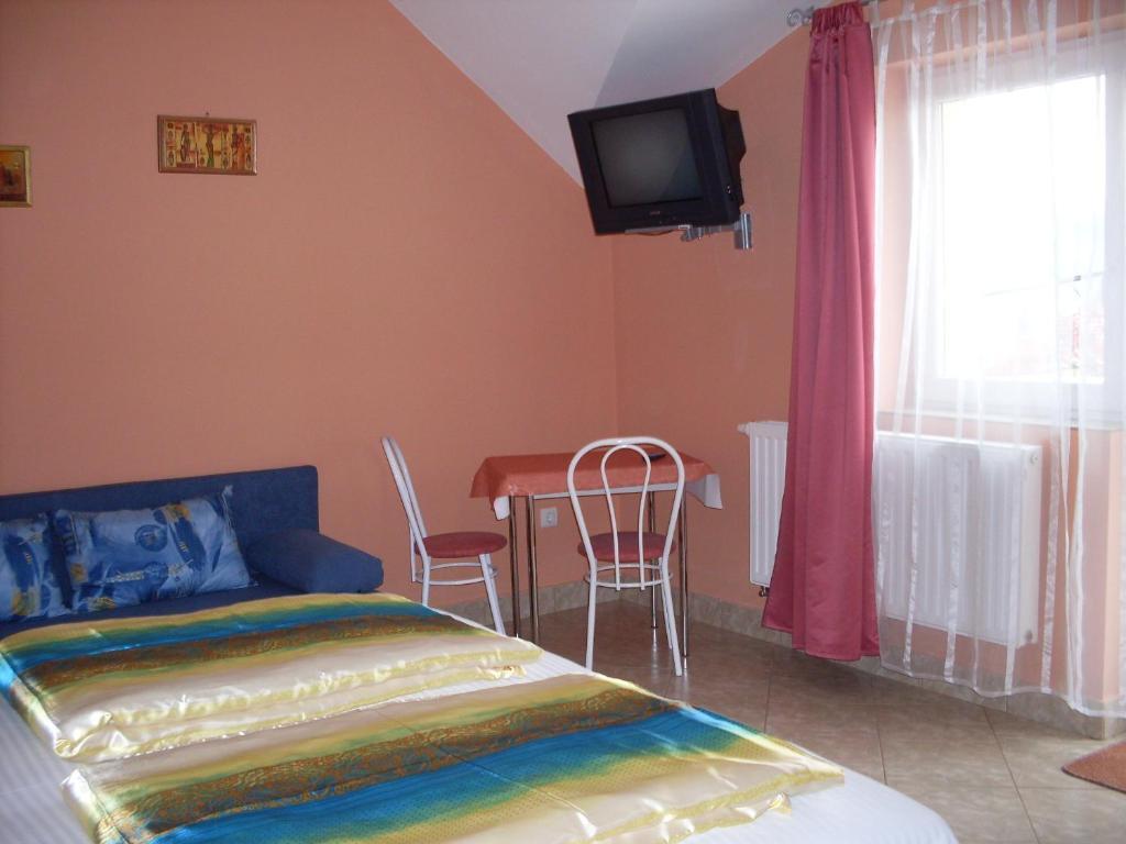 Eden Vendeghaz Hotel Miskolc Phòng bức ảnh