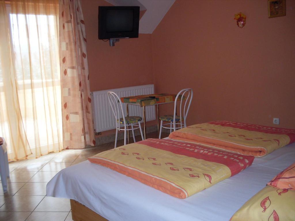 Eden Vendeghaz Hotel Miskolc Phòng bức ảnh