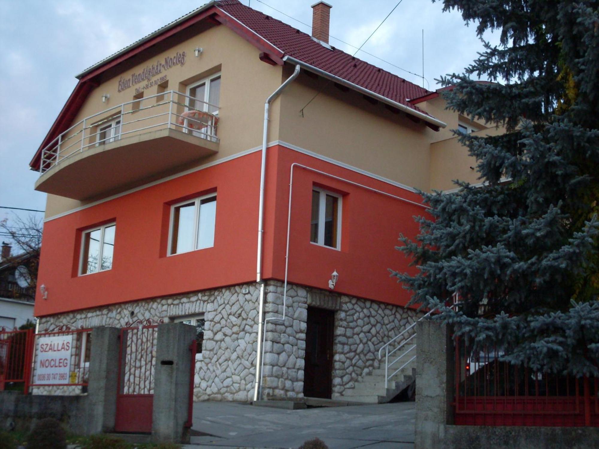 Eden Vendeghaz Hotel Miskolc Ngoại thất bức ảnh
